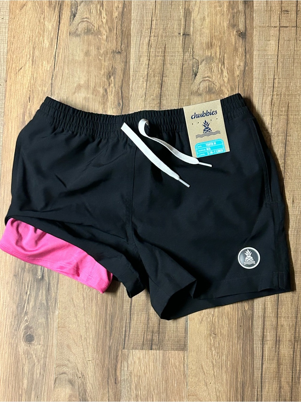 Chubbies Youth Boys M 10/12 Black Swim Trunks Shorts Pink Liner Drawstring